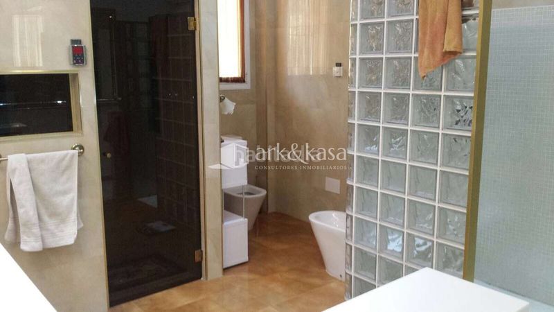 Foto 83512ea7-5b30-4950-a434-aee17b969951. Chalet  individual venta en Picassent