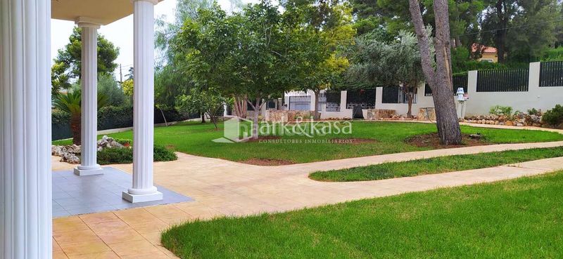 Foto 92f93bb5-390a-40b6-b278-c2c6b761f63b. Chalet  individual venta en Picassent