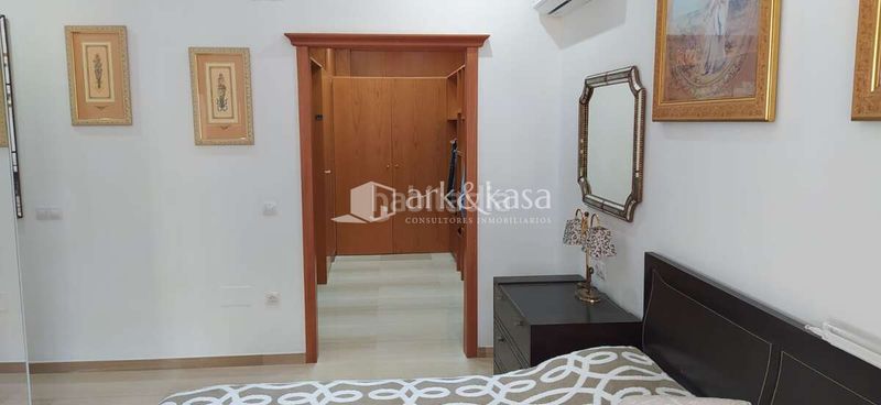 Foto a957bbfe-a4c1-485e-8f1f-5a991f089a03. Chalet  individual venta en Picassent