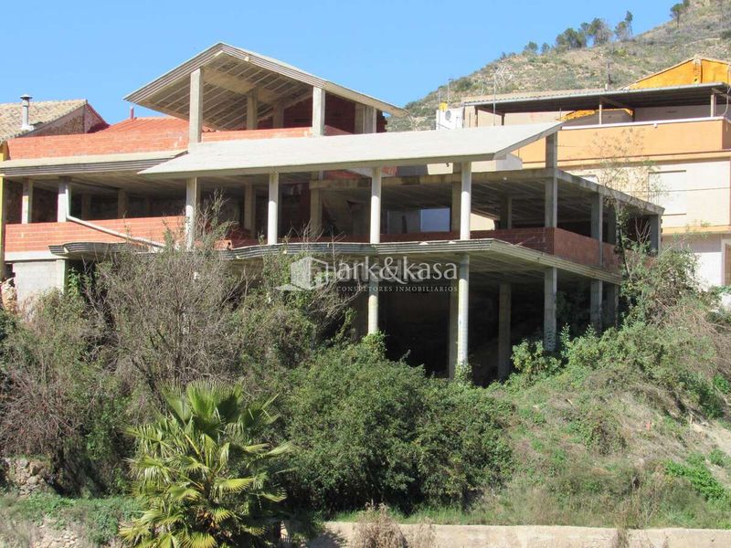 Foto 05b1a7ff-d775-4f54-b607-cd3a7ea86c9e. Terreny residencial a Bugarra