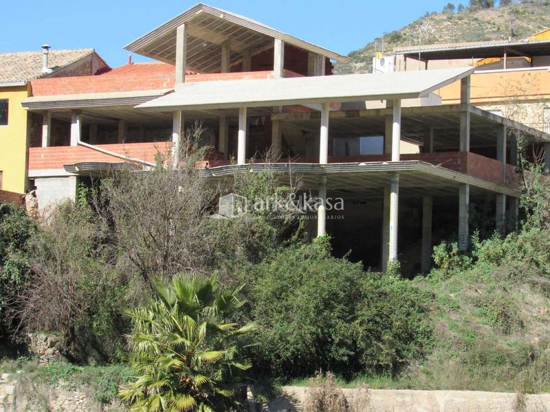Foto 491b931b-145f-4825-85f9-3311e70451a3. Terreny residencial a Bugarra