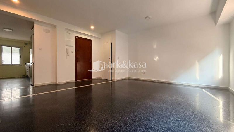 Foto 199f86b8-affd-463f-bdf2-8da6d670103b. Rent flat in Aiora Valencia