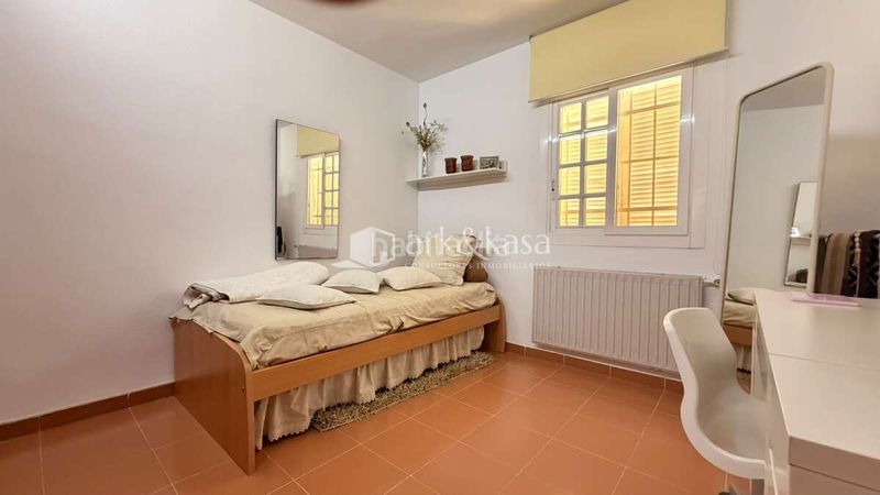 Foto 5a5a0b64-dd4f-4bc1-b0e7-15190541e510. Xalet amb calefacció aparcament piscina a San Antonio de Benagéber