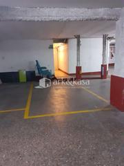 Aparcament cotxe a La Roqueta. Garaje venta zona cervantes