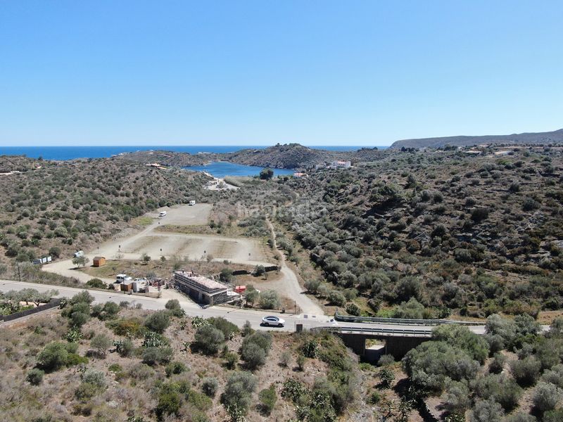 Foto d7ae6bdf-b09d-4017-9fa8-ac2fd78e40ed. Terreny residencial a Cadaqués