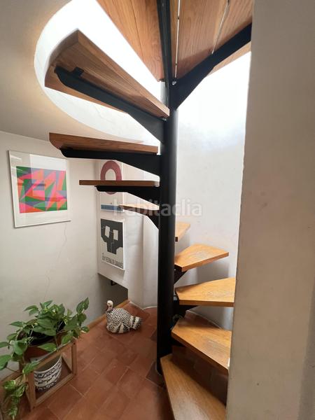 Foto 2ab256a4-7dc5-4ec1-9429-d23a878c528e. Casa  de pueblo con mucho encanto y vistas al mar.casa de pueblo con vistas al mar y excelente ubicación, situada en medio de cadaq en Cadaqués