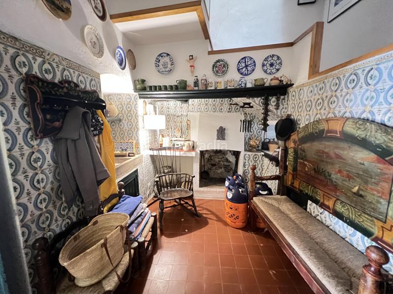 Foto 717d0ef6-e8c8-43b1-9fc7-652ae3d477e4. Casa  de pueblo con mucho encanto y vistas al mar.casa de pueblo con vistas al mar y excelente ubicación, situada en medio de cadaq en Cadaqués