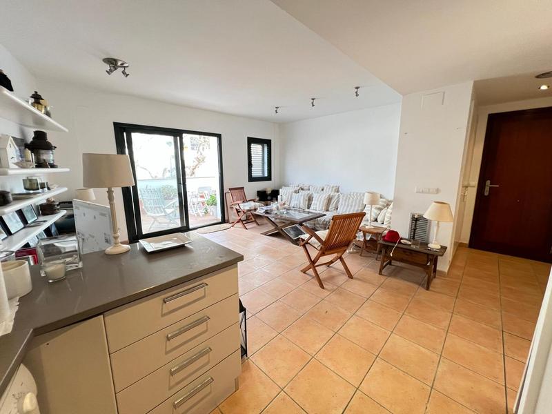 Foto 0ebb081b-c2e6-4e1d-ae31-5fc6582ec93d. Piso apartamento con plaza de parking.apartamento con excelente situación. situado en el centro , cerca de la playa y comerc en Cadaqués