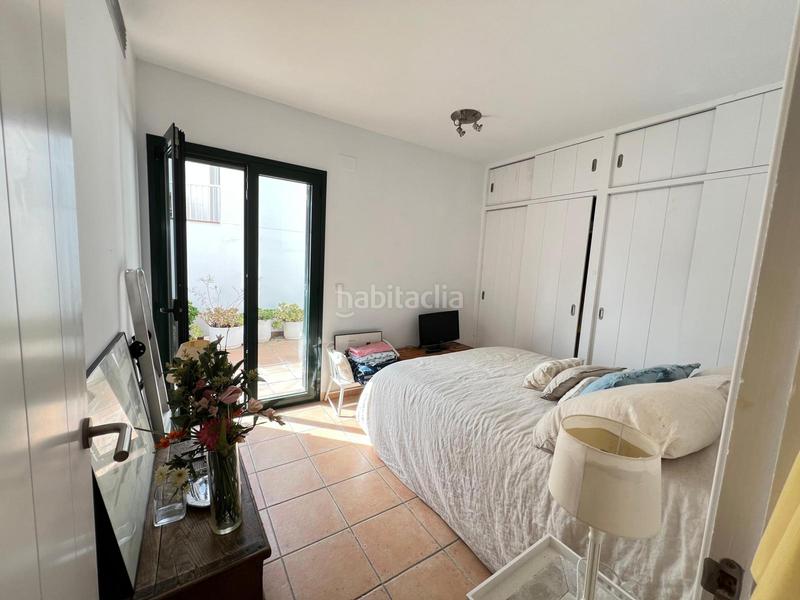Foto 1a7cca97-284f-4bb8-b179-85f972e47877. Piso apartamento con plaza de parking.apartamento con excelente situación. situado en el centro , cerca de la playa y comerc en Cadaqués