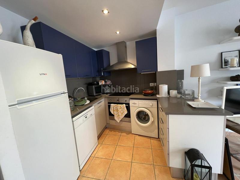 Foto 70b3e3e6-a484-4cc3-adde-7055fe9d9783. Piso apartamento con plaza de parking.apartamento con excelente situación. situado en el centro , cerca de la playa y comerc en Cadaqués