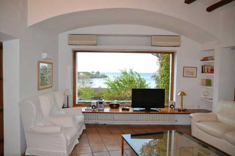 Foto 60361679-fc3f-4543-b22a-44b0d6d88a31. Maison avec parking dans Cadaqués