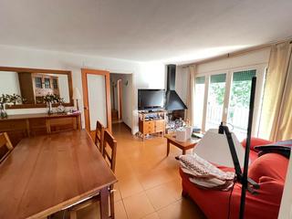 Appartamento  Carrer teatre 2, 1b. Apartamento con plaza de parking en el centro del pueblo.apartam
