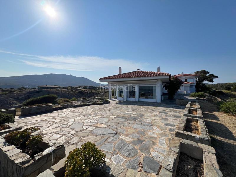 Foto 27d3dc58-87af-4557-b655-ac4f0245222b. Casa exclusiva casa unificada en primera línea de mar vistas panorámicas desde todos los ángulosespectacular propiedad que originalmen en Cadaqués