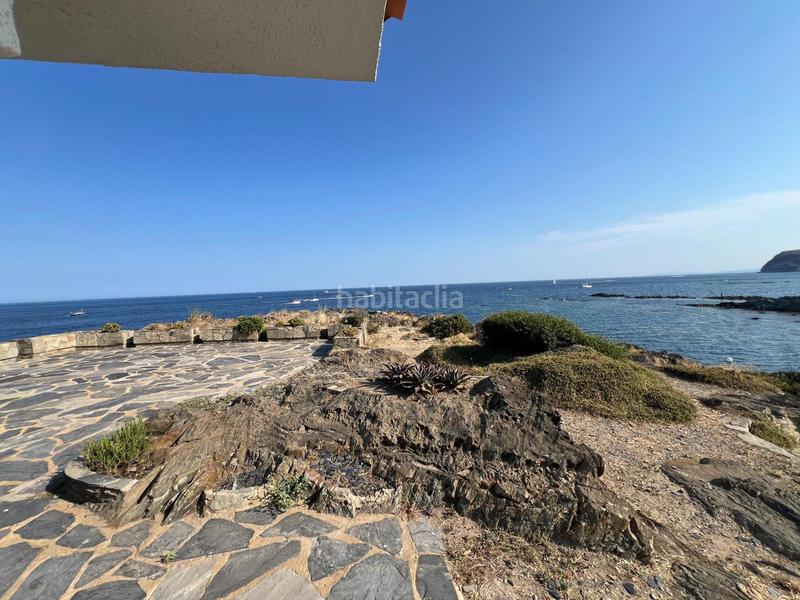 Foto 760898b3-7e3c-4f17-a75a-54f71a1ecfd8. Casa exclusiva casa unificada en primera línea de mar vistas panorámicas desde todos los ángulosespectacular propiedad que originalmen en Cadaqués