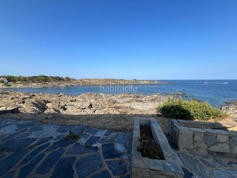 Foto a3e823a0-4bb1-4069-9128-1c53a81e4fc7. Casa exclusiva casa unificada en primera línea de mar vistas panorámicas desde todos los ángulosespectacular propiedad que originalmen en Cadaqués