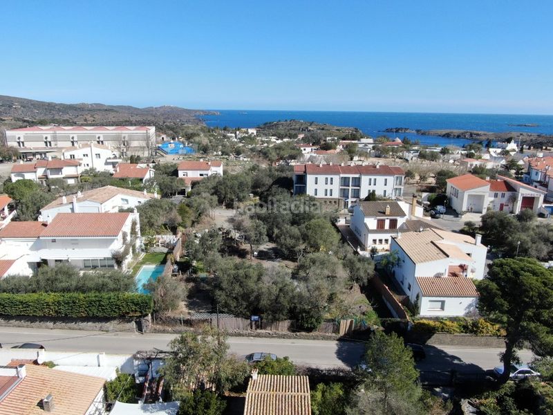 Foto bc7c4360-ce37-4a05-8840-20e352ff3bc8. Terreny residencial a Cadaqués