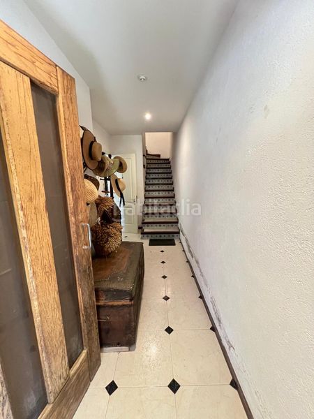 Foto aabdcb06-261c-47a0-ab7e-df2952f9f71f. Casa amb aparcament a Cadaqués