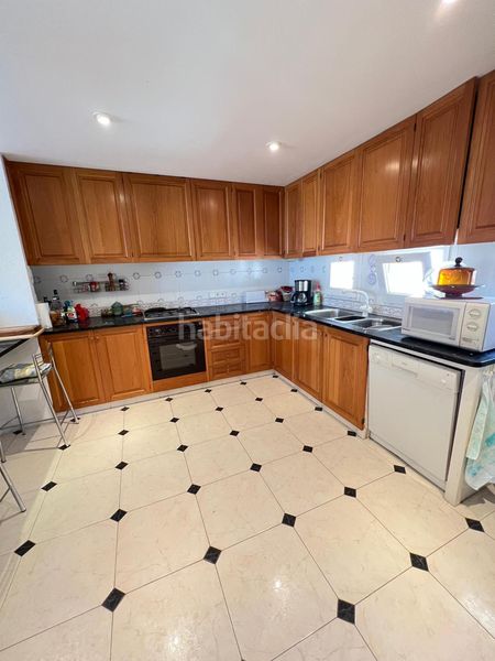 Foto b1dd00e6-474a-4cd4-ada5-2b265f86d228. Casa amb aparcament a Cadaqués