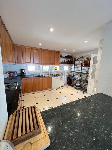 Foto d7aceedd-7b6a-4a0c-b4ed-ef63ead06b37. Casa amb aparcament a Cadaqués