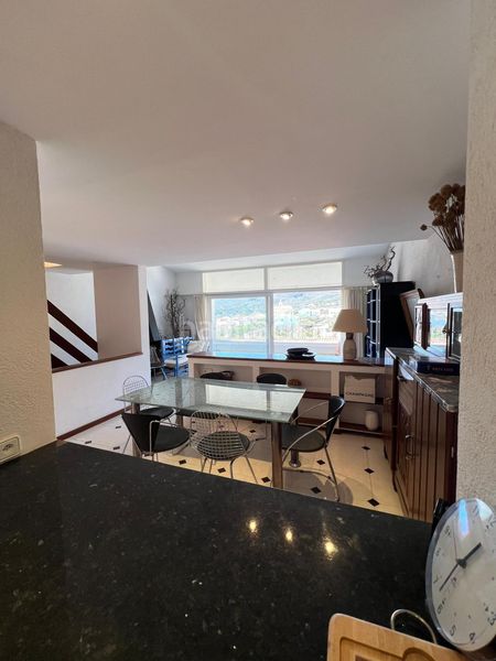 Foto f493df9f-d201-4dcd-95a2-bd7d415007a2. Casa amb aparcament a Cadaqués