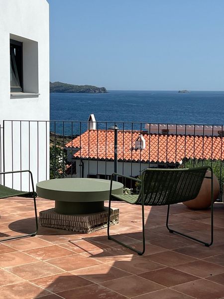 Foto ec9e0c12-0dc6-4a59-baeb-facfd2a191a1. Casa amb aparcament piscina a Cadaqués