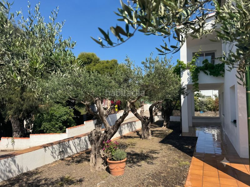 Foto 06f0f779-8b52-49cb-82ef-d86f8f73bd08. Casa amb aparcament a Cadaqués