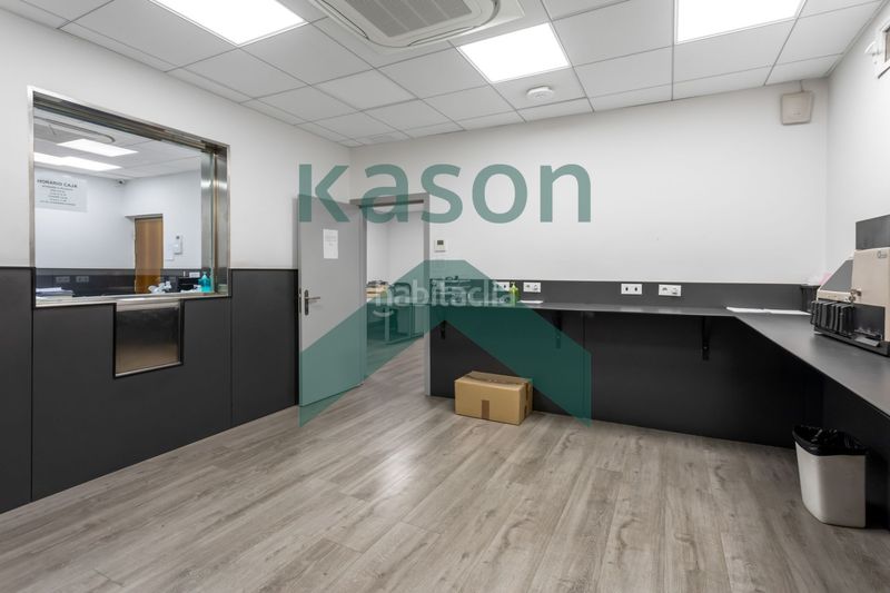 Foto e4263752-9448-4cbd-b9a5-d73a95865d29. Local comercial a Acacias Madrid