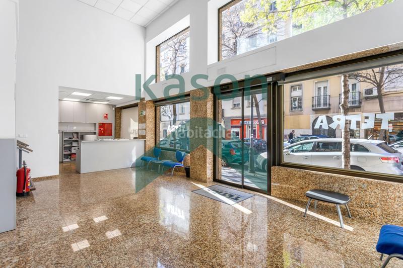 Foto 0e9b709a-f365-4aee-81a0-eb7e5cd7de80. Büro mit parking in Acacias Madrid