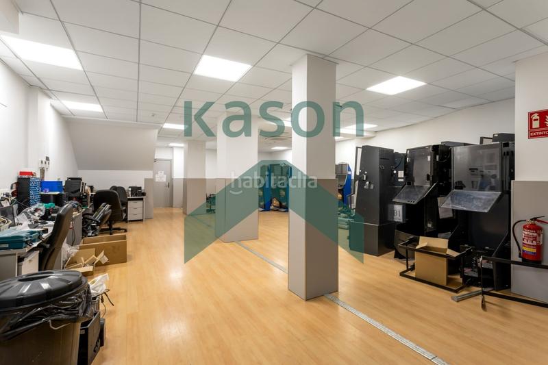 Foto 6f5d0066-fb9f-4ec6-ae5c-b6a14a1dbdb5. Office space with parking in Acacias Madrid