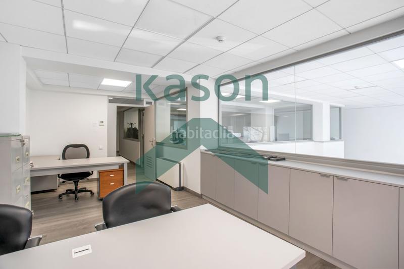 Foto ad532ce4-3b87-4db3-ae14-c6c51559fc88. Office space with parking in Acacias Madrid