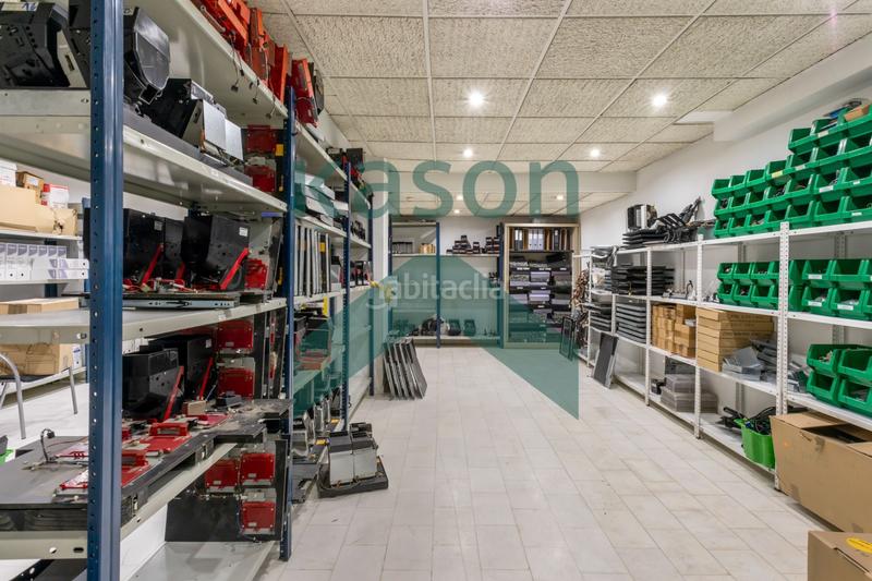 Foto c5f03df5-ba78-4be0-b257-c35601a06b41. Office space with parking in Acacias Madrid