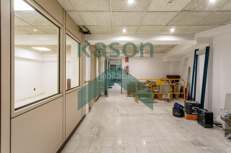 Foto 87f37a21-e1b0-43f4-970b-7a8c3d52d0ee. Oficina amb aparcament a Acacias Madrid