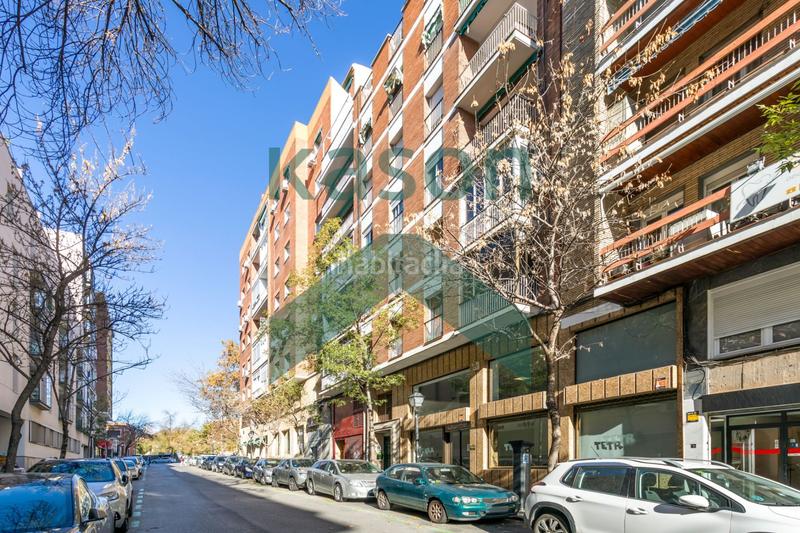 Foto c052b9ac-647d-4706-a18b-43933f0c00b2. Ufficio con parcheggio in Acacias Madrid
