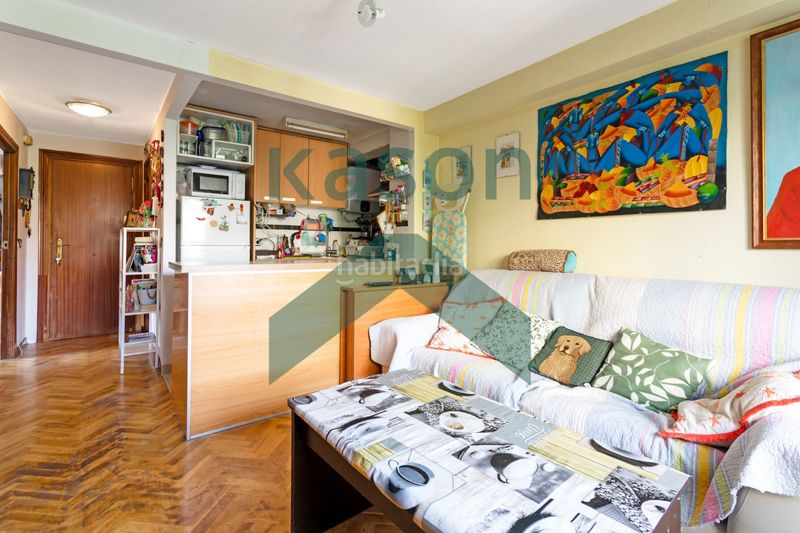 Foto 8fb1cdbd-cb63-4994-8184-163113245518. Piso en Pueblo Nuevo Madrid