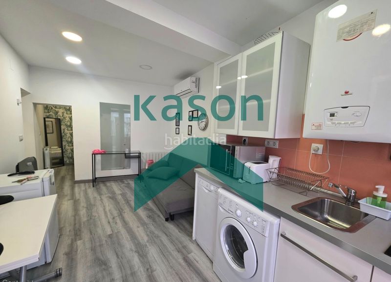 Foto 7cf496bf-683b-40c9-8469-d8ecd20257b3. Piso en Embajadores-Lavapiés Madrid