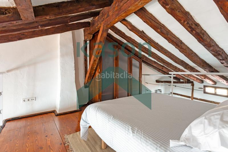 Foto 246c19d7-a31a-4938-b1f3-eea1bf7c5af5. Affitto duplex con riscaldamento in Universidad-Malasaña Madrid