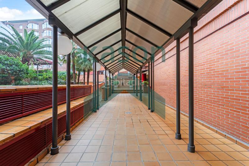 Foto c035b3b5-70e4-4c18-b875-a7b8fea31ea3. Flat with heating pool in Acacias Madrid