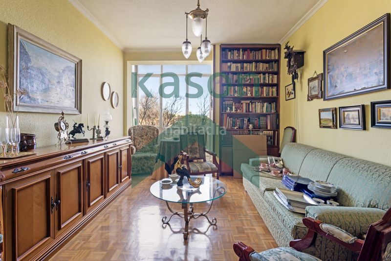 Foto a9980a88-1ba8-4963-b1ca-9b9dc71bb4f4. Piso en San Isidro Madrid