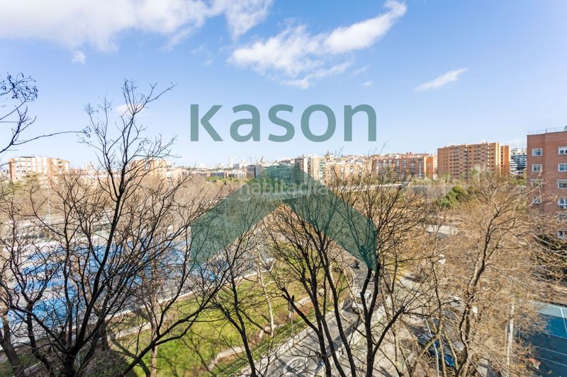 Foto cae6f7c4-e726-49b7-8034-db2ee3da6c22. Piso en San Isidro Madrid