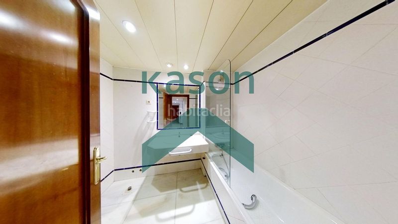 Foto 08dcda32-af0a-4c54-bdfe-ea400a070571. Piso en Acacias Madrid