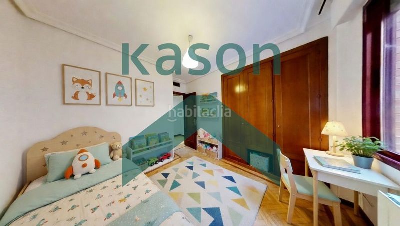 Foto 29434192-132e-4740-980f-e68482a78639. Piso en Acacias Madrid