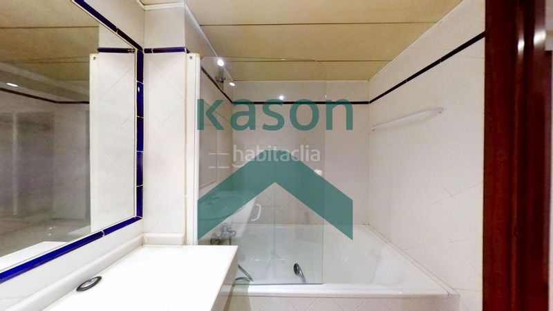 Foto c74add30-76ce-4235-a990-0c372e29b058. Piso en Acacias Madrid