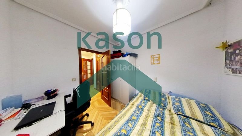 Foto ade6b3a0-0a54-45f7-8c1b-2ae5a5f2edf1. Flat with heating in Acacias Madrid