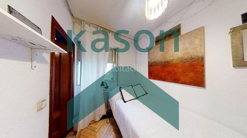 Foto cad7b1ec-00fe-42c1-97b3-05c4f15f94dd. Flat with heating in Acacias Madrid