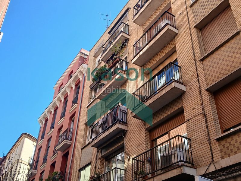 Foto 8d262ded-c657-4eb9-bbe6-b243250a6be7. Piso en Embajadores-Lavapiés Madrid