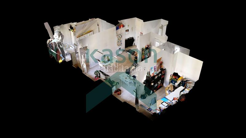 Foto b27ffa0a-2ea2-4b3a-a33f-017bade8c5fb. Piso en Imperial Madrid