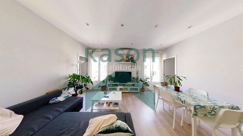 Foto b5f40f90-a5bb-4c87-af80-cc834a005170. Flat with heating in Imperial Madrid