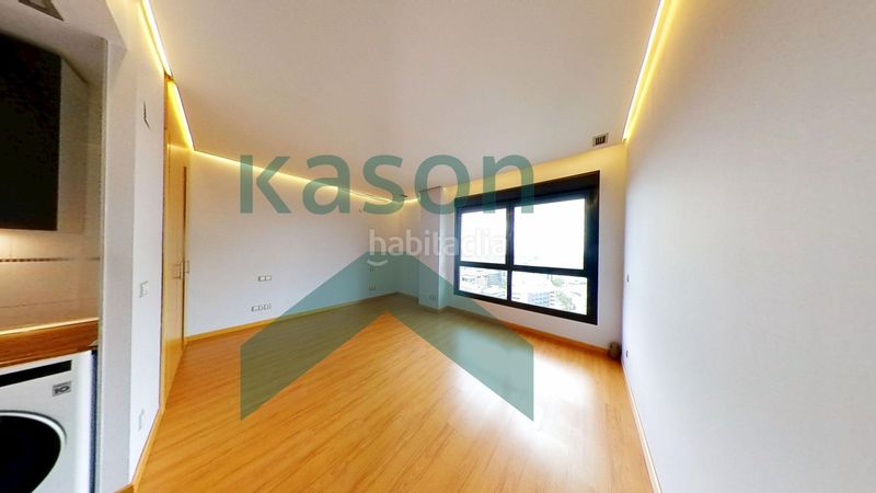 Foto bc84508d-b463-4060-9727-b649eb8c2498. Studio with heating pool in Virgen del Cortijo-Manoteras Madrid