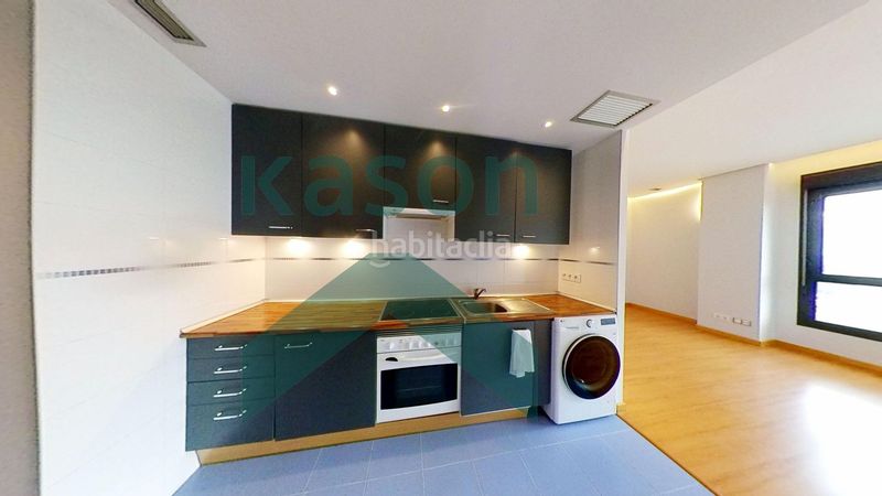 Foto fd2889a3-a7a3-4ede-8e7f-3bb56f0c7158. Studio with heating pool in Virgen del Cortijo-Manoteras Madrid