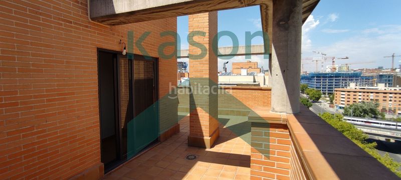 Foto c7e5a4c1-9bd3-4856-aa02-3fb69e51ddc3. Lloguer àtic amb calefacció piscina a Legazpi Madrid